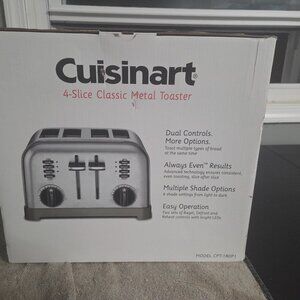 Cuisineart 4 Slice Classic metal toaster